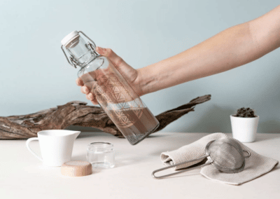 čistící kuličky na skleněné lahve